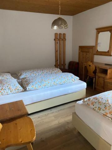 Triple Room with Private Bathroom,1130959050:JPEG